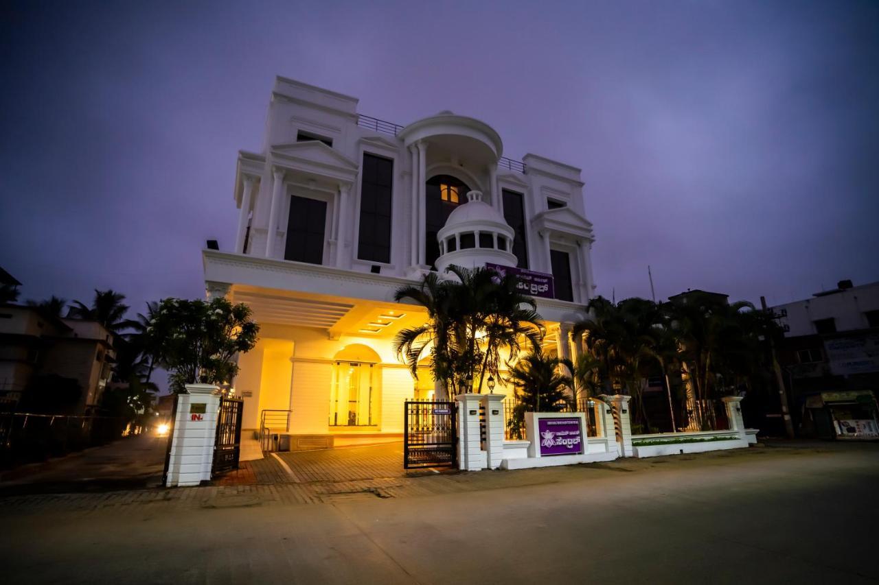 Royal Orchid Central, שימוגה מראה חיצוני תמונה